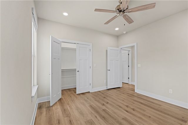 825 Mueller Way, Prairie Grove, AR 72753