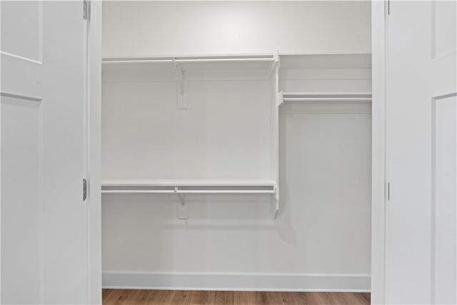 825 Mueller Way, Prairie Grove, AR 72753