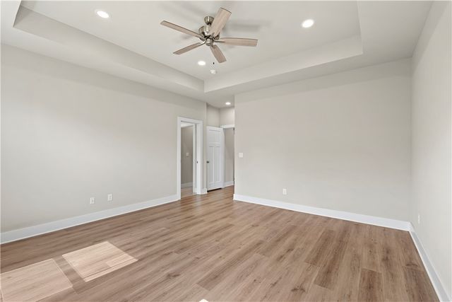 825 Mueller Way, Prairie Grove, AR 72753