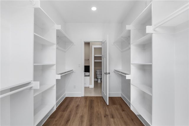 825 Mueller Way, Prairie Grove, AR 72753