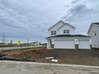 3915 Helena Avenue N, Oakdale, MN 55128