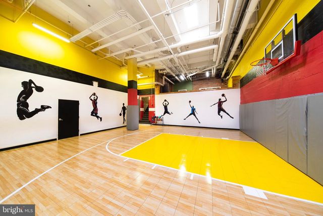 301 N CHARLES ST #1BR, Baltimore, MD 21201