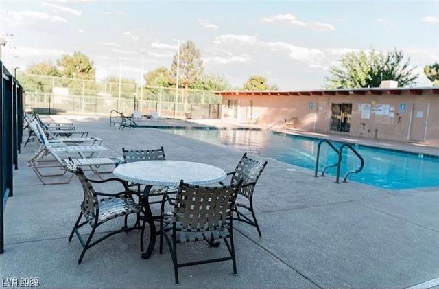 3789 Heritage Avenue, Las Vegas, NV 89121