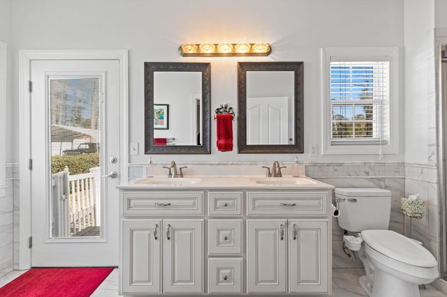 4327 Lakeside Dr., Little River, SC 29566