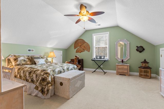 4327 Lakeside Dr., Little River, SC 29566