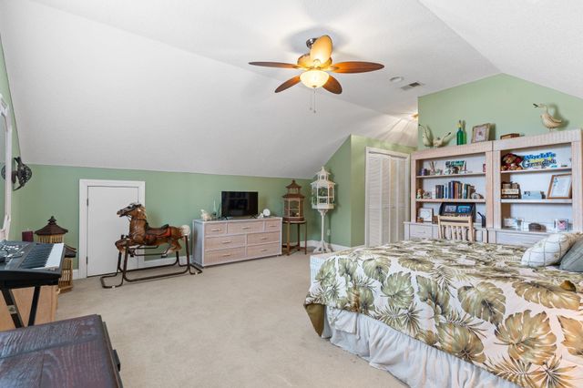 4327 Lakeside Dr., Little River, SC 29566