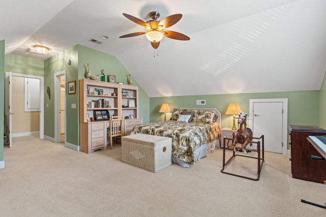 4327 Lakeside Dr., Little River, SC 29566