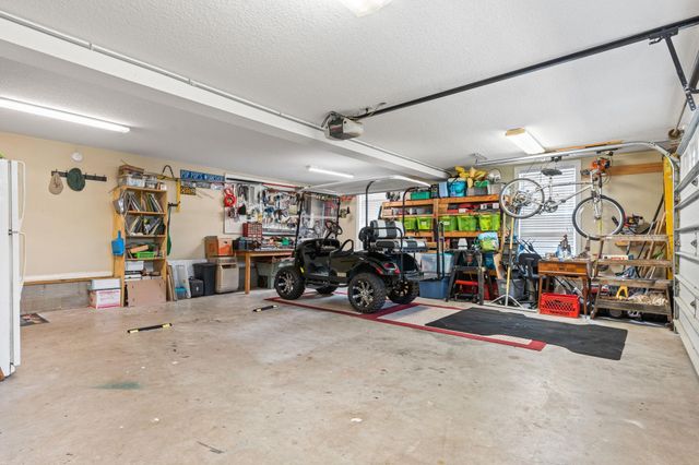 4327 Lakeside Dr., Little River, SC 29566