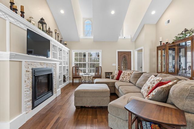 4327 Lakeside Dr., Little River, SC 29566