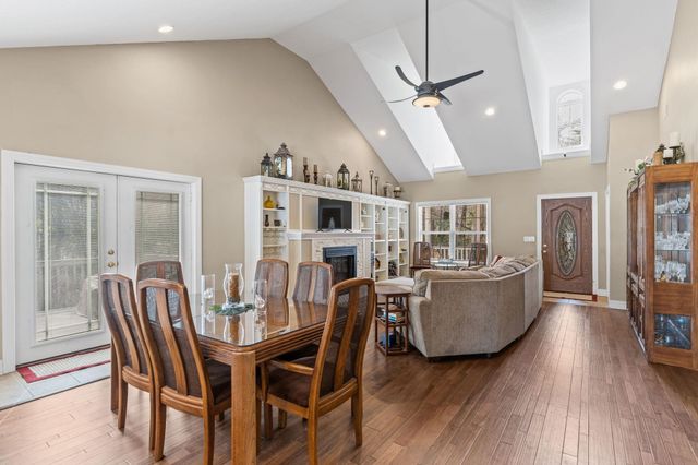 4327 Lakeside Dr., Little River, SC 29566