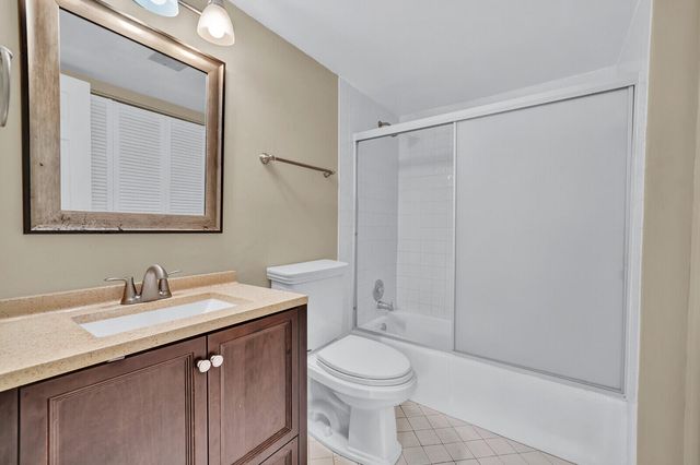 5501 NW 2nd Avenue 111, Boca Raton, FL 33487