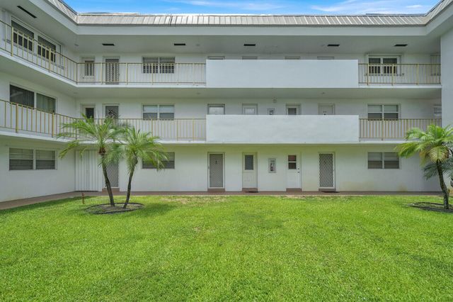 5501 NW 2nd Avenue 111, Boca Raton, FL 33487
