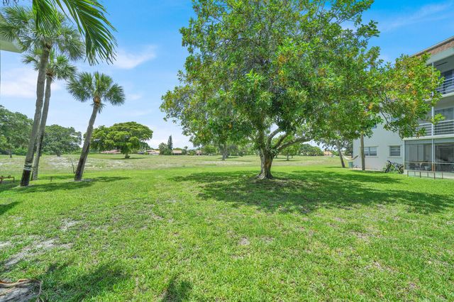 5501 NW 2nd Avenue 111, Boca Raton, FL 33487