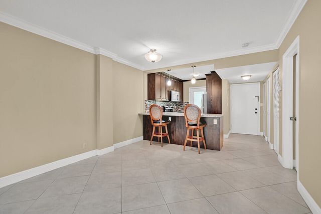 5501 NW 2nd Avenue 111, Boca Raton, FL 33487
