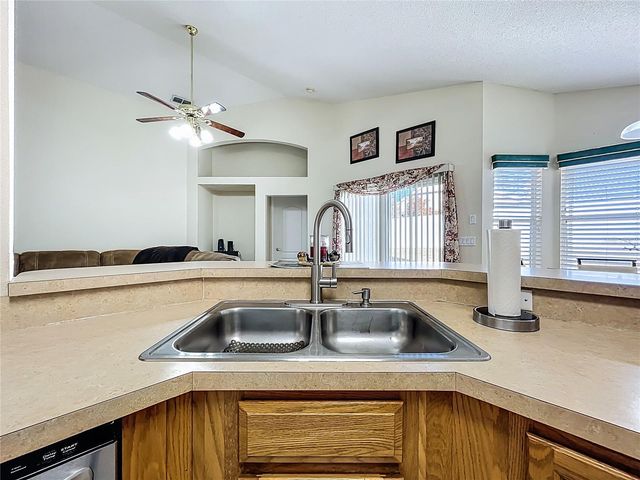 15746 BAY VISTA DRIVE, Clermont, FL 34714