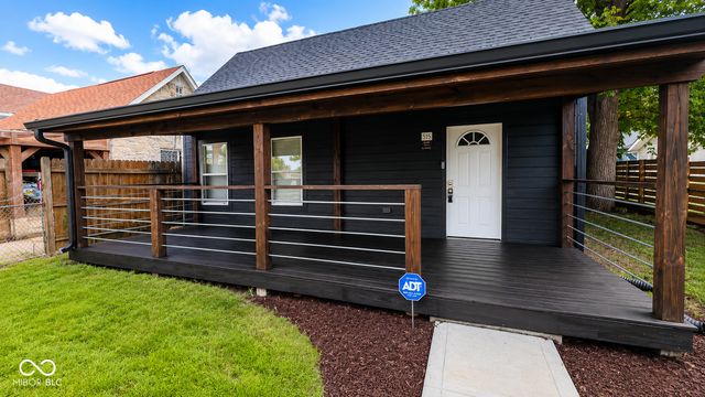 915 Saint Paul Street, Indianapolis, IN 46203