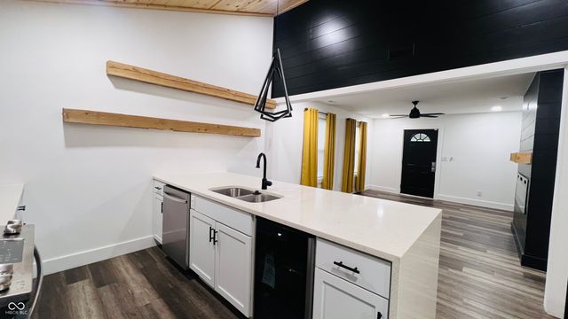 915 Saint Paul Street, Indianapolis, IN 46203
