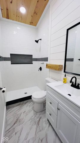 915 Saint Paul Street, Indianapolis, IN 46203