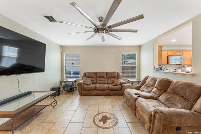 10302 Buescher Ln, San Antonio, TX 78223