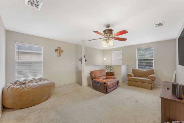 10302 Buescher Ln, San Antonio, TX 78223