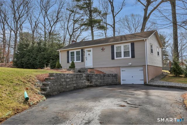 16 Phelps Road, Marlborough, CT 06447