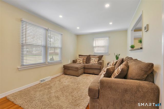 16 Phelps Road, Marlborough, CT 06447