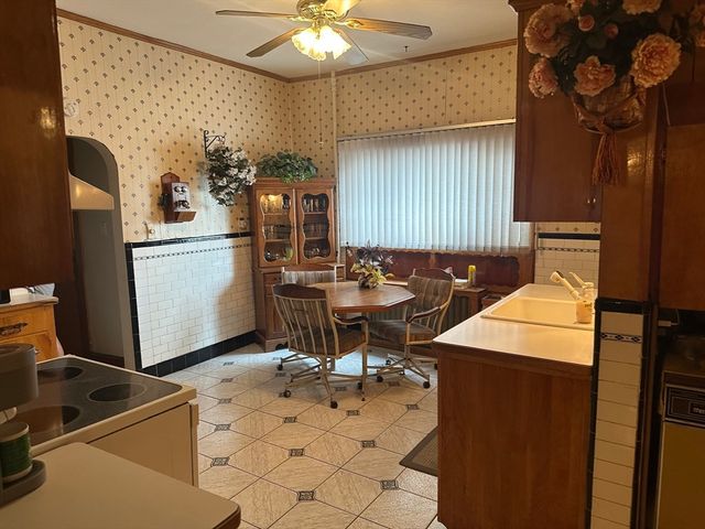 136 Main St, Everett, MA 02149
