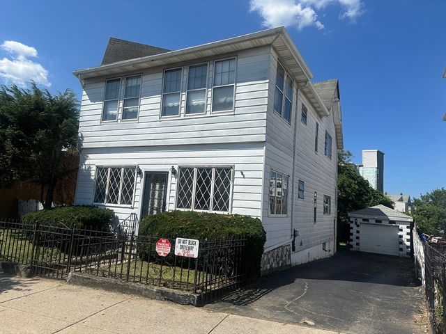136 Main St, Everett, MA 02149