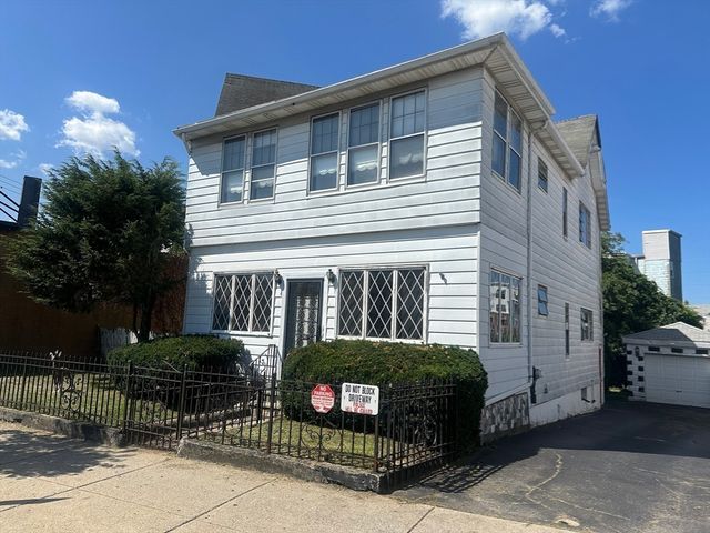 136 Main St, Everett, MA 02149