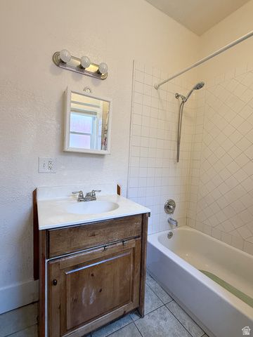 2236 S QUINCY AVE, Ogden, UT 84403