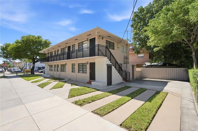 443 SW 4th Ave, Miami, FL 33130
