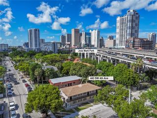 443 SW 4th Ave, Miami, FL 33130