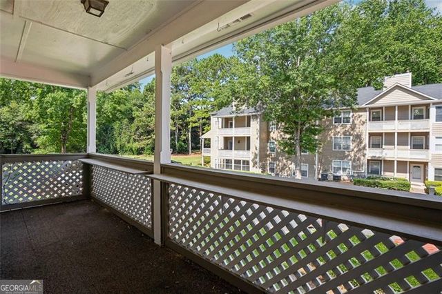 6430 OAKLEAF Way, Morrow, GA 30260