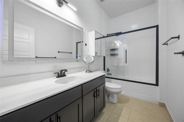 658 NE 193rd Terrace, Miami, FL 33179