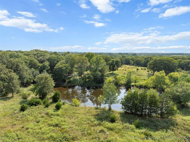 Dairy Road, Sulphur, OK 73086