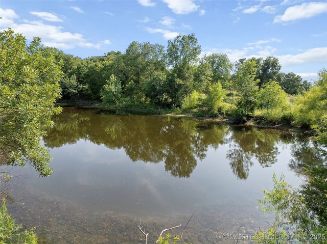 Dairy Road, Sulphur, OK 73086