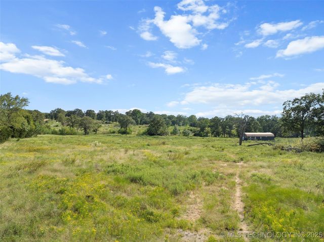 Dairy Road, Sulphur, OK 73086