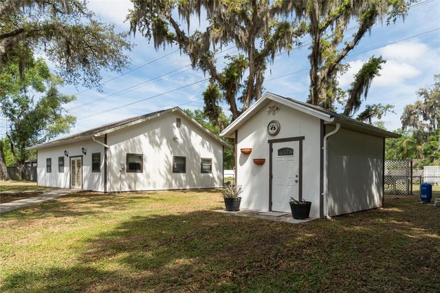 31919 HEDGEROW DRIVE, Wesley Chapel, FL 33543