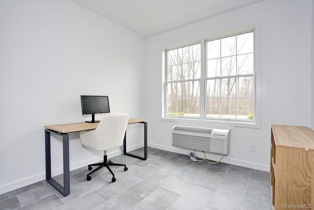 962 S Route 9W 104, Congers, NY 10920