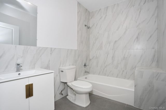 962 S Route 9W 104, Congers, NY 10920
