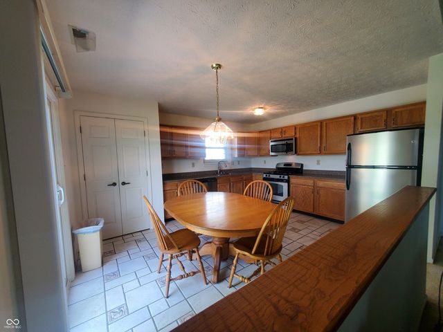 8480 Southern Springs Boulevard, Indianapolis, IN 46237