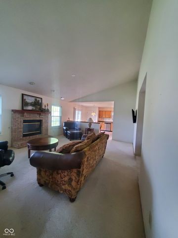 8480 Southern Springs Boulevard, Indianapolis, IN 46237