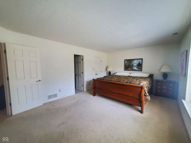 8480 Southern Springs Boulevard, Indianapolis, IN 46237