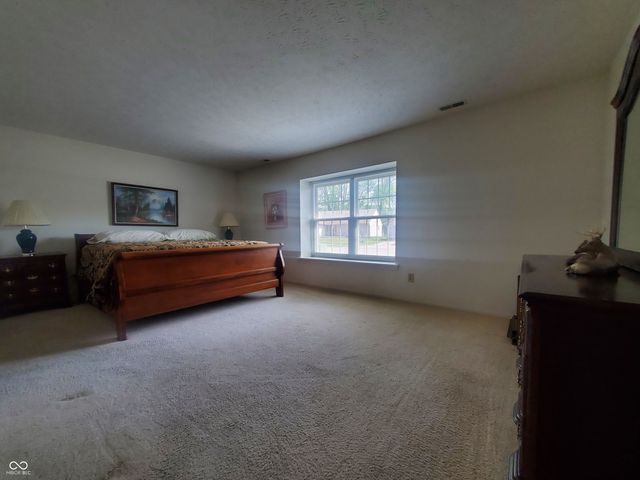 8480 Southern Springs Boulevard, Indianapolis, IN 46237