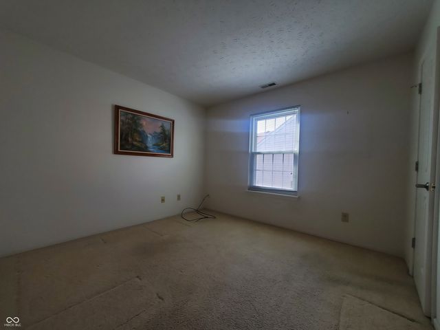 8480 Southern Springs Boulevard, Indianapolis, IN 46237