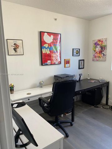 601 NE 23rd St 706, Miami, FL 33137