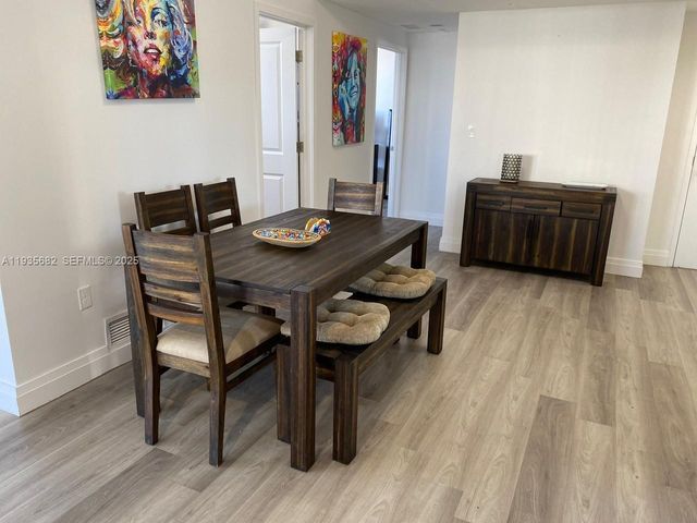 601 NE 23rd St 706, Miami, FL 33137