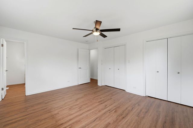 3624 Eastway Drive, Island Lake, IL 60042