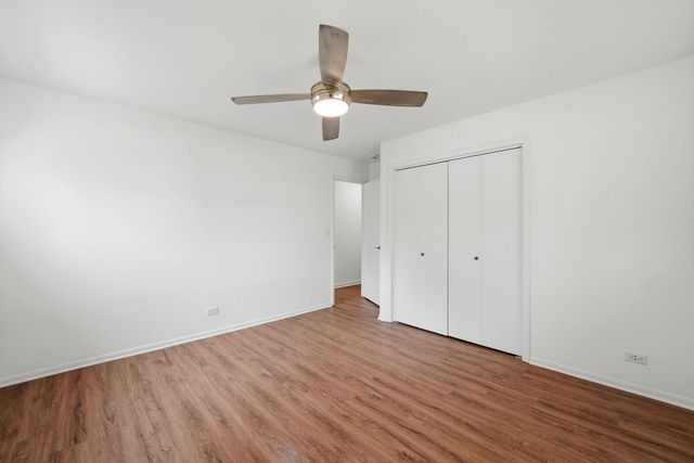 3624 Eastway Drive, Island Lake, IL 60042
