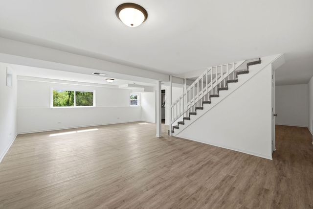 3624 Eastway Drive, Island Lake, IL 60042